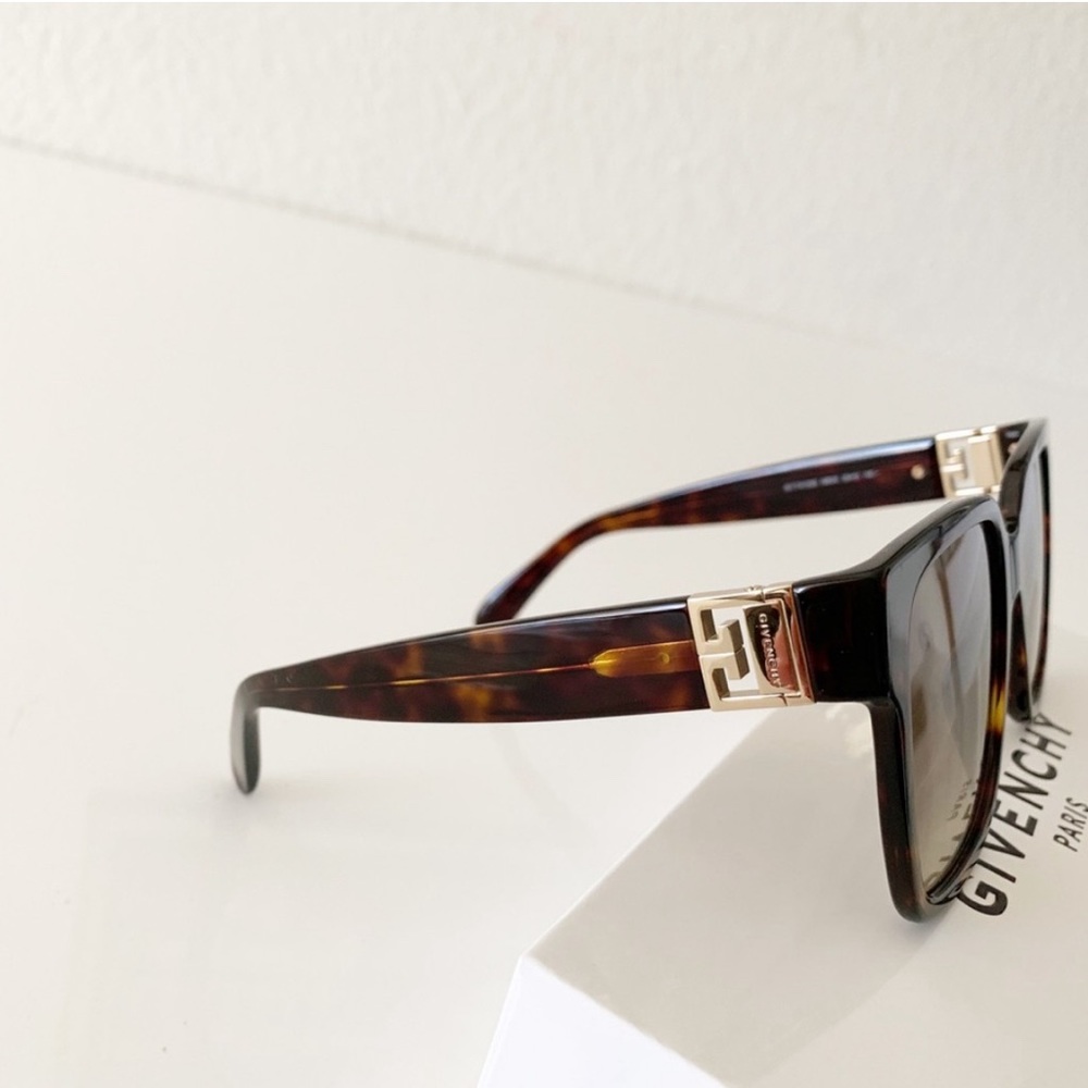 💯Authentic NWT Givenchy designer sunglasses - tortoise colorway - square 🎉 - Picture 7 of 12